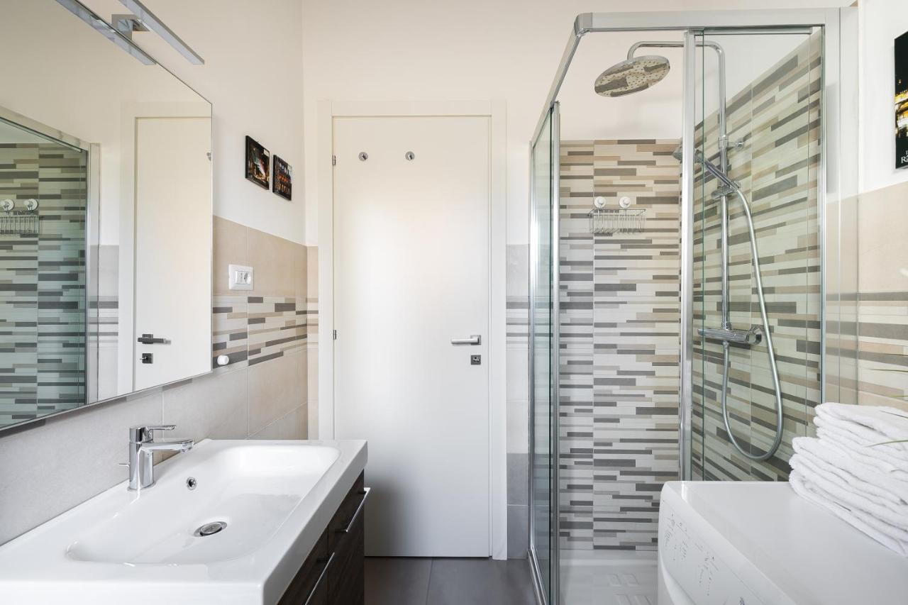 Galeria Home Apartments Anguillara Sabazia Luaran gambar